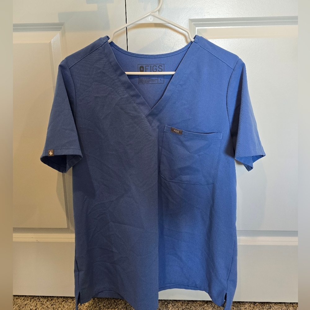 Womens Figs Ceil Blue Catarina One-Pocket Scrub Top Size:L